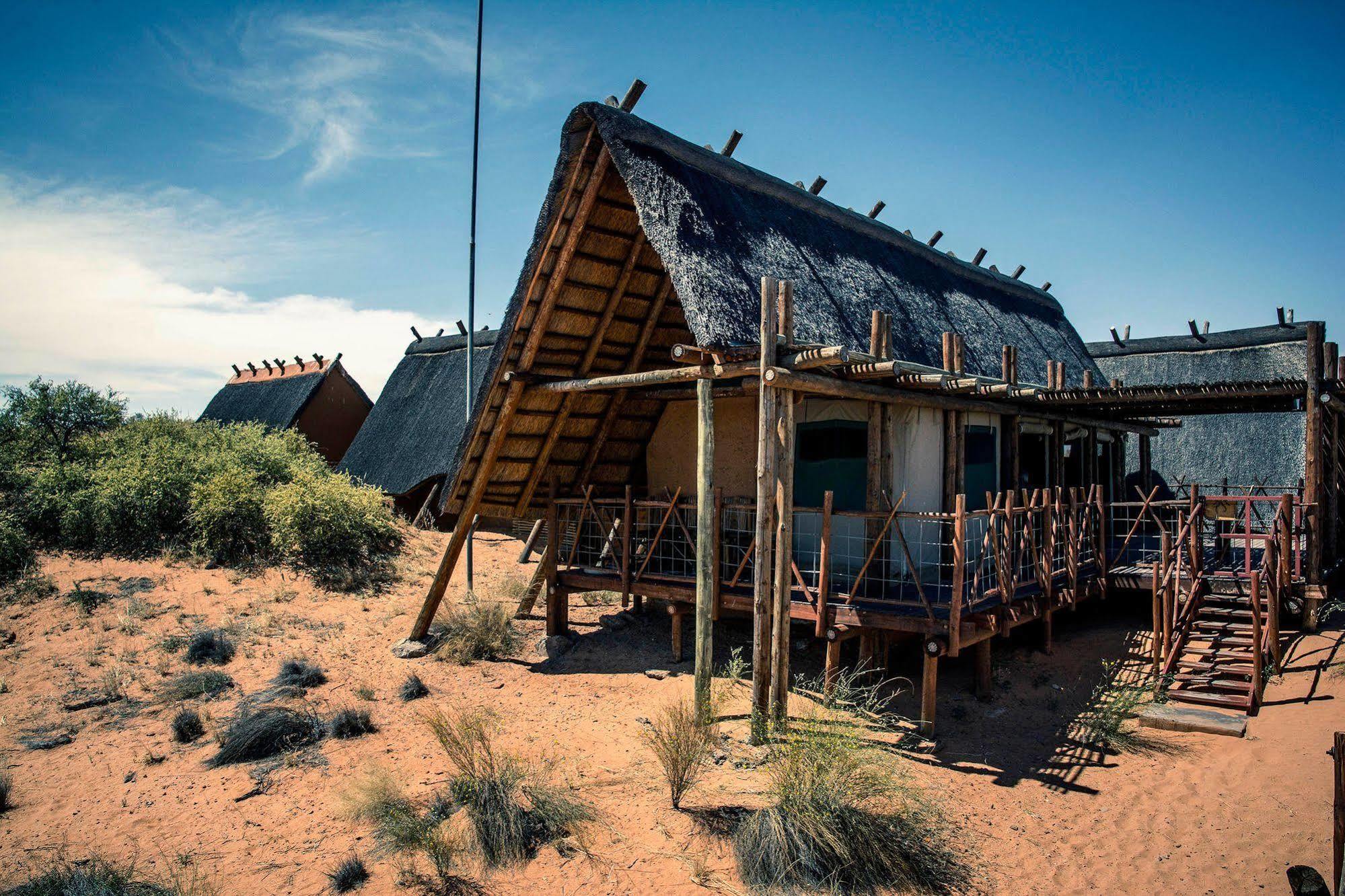 Xaus Lodge Twee Rivieren Dış mekan fotoğraf