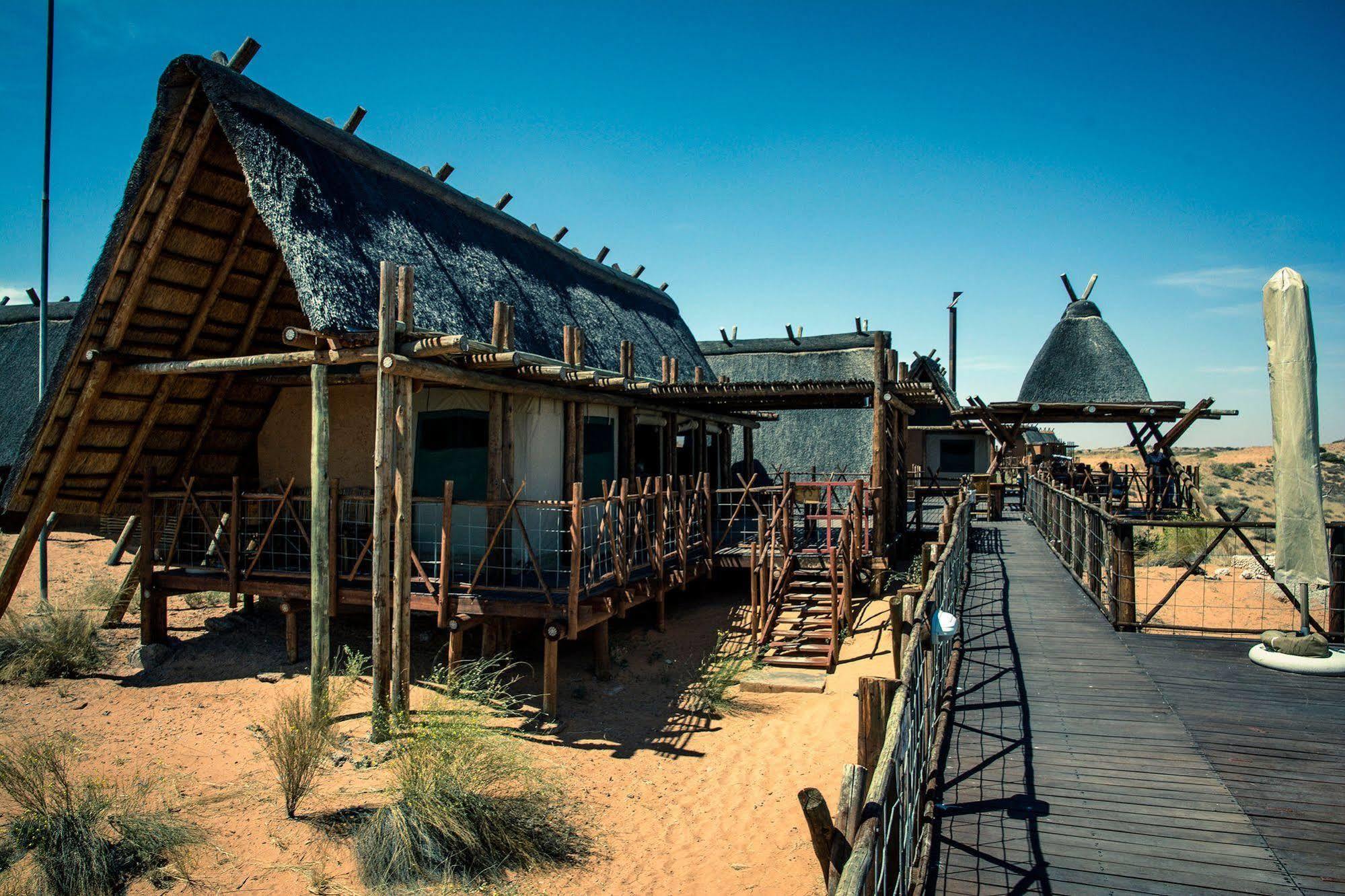 Xaus Lodge Twee Rivieren Dış mekan fotoğraf