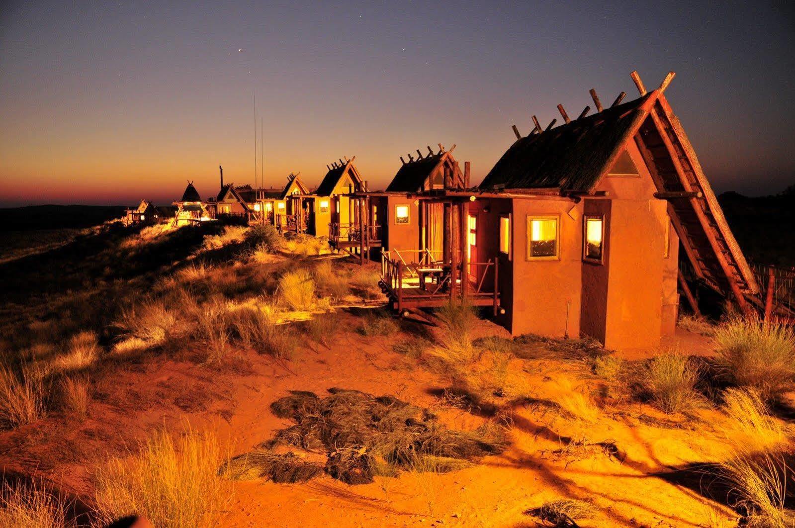 Xaus Lodge Twee Rivieren Dış mekan fotoğraf